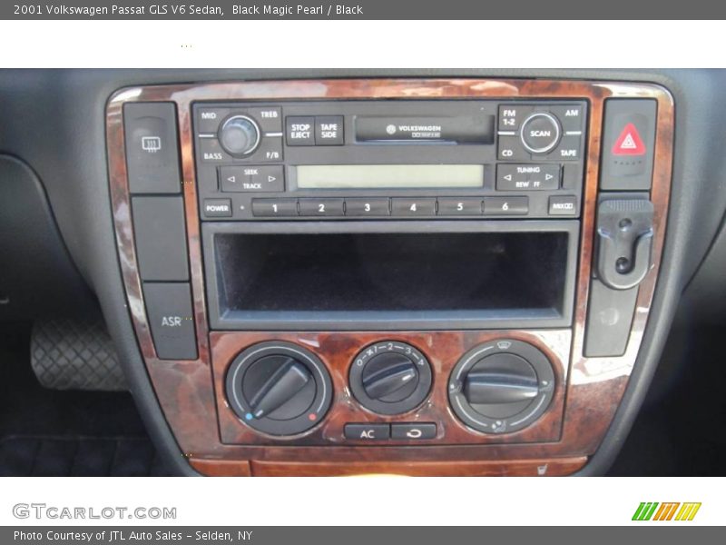 Black Magic Pearl / Black 2001 Volkswagen Passat GLS V6 Sedan