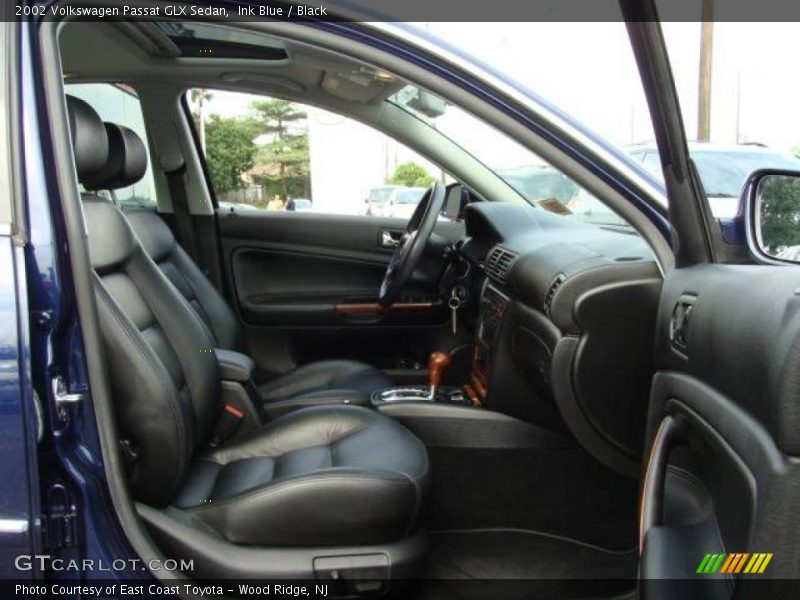 Ink Blue / Black 2002 Volkswagen Passat GLX Sedan