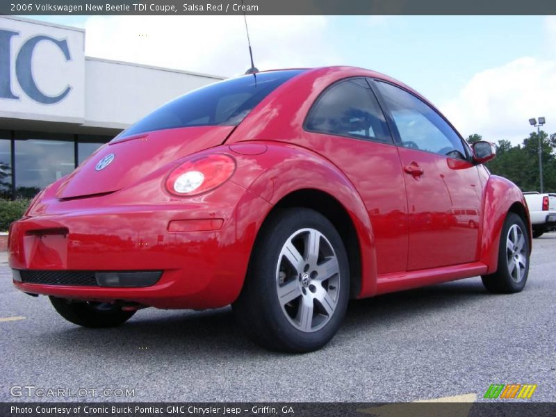 Salsa Red / Cream 2006 Volkswagen New Beetle TDI Coupe