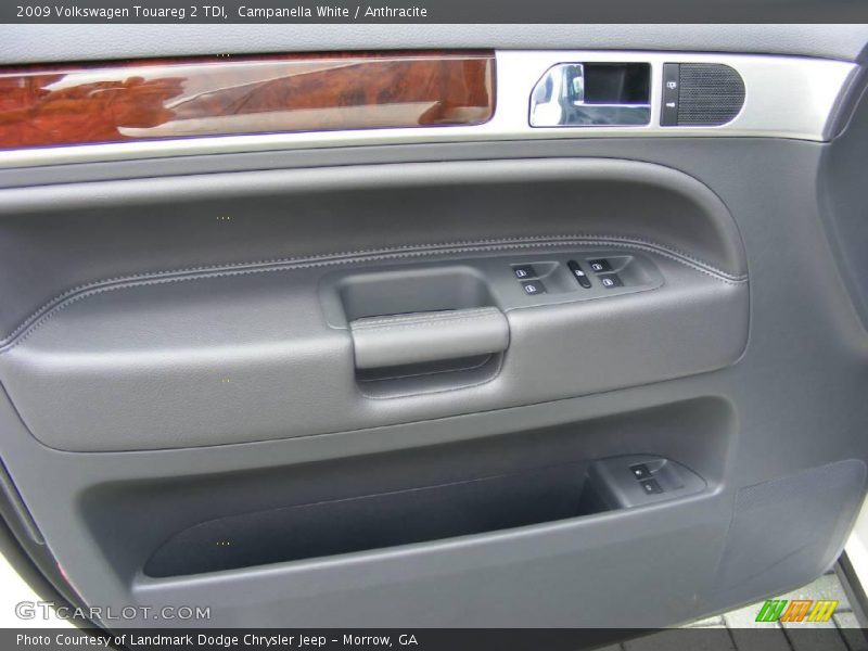 Campanella White / Anthracite 2009 Volkswagen Touareg 2 TDI