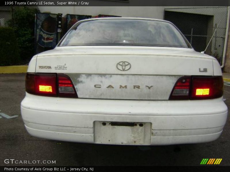 Super White / Gray 1996 Toyota Camry LE Sedan