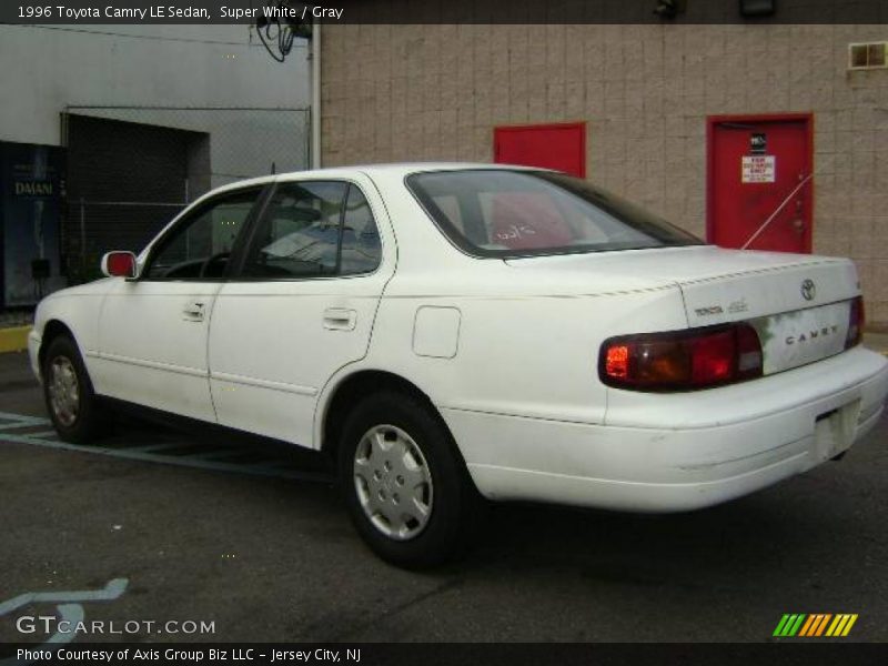 Super White / Gray 1996 Toyota Camry LE Sedan
