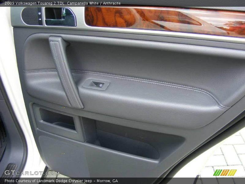 Campanella White / Anthracite 2009 Volkswagen Touareg 2 TDI