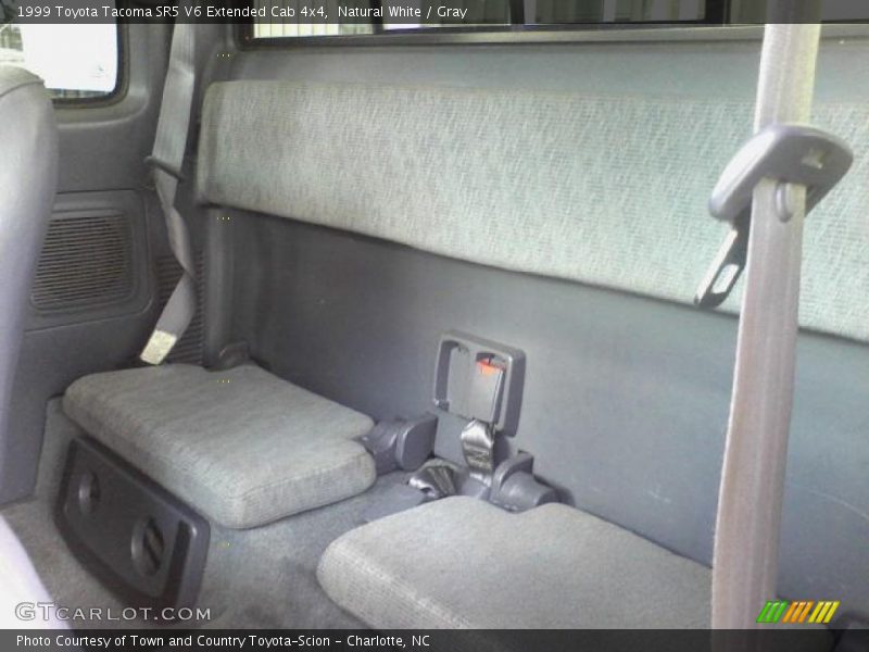 Natural White / Gray 1999 Toyota Tacoma SR5 V6 Extended Cab 4x4