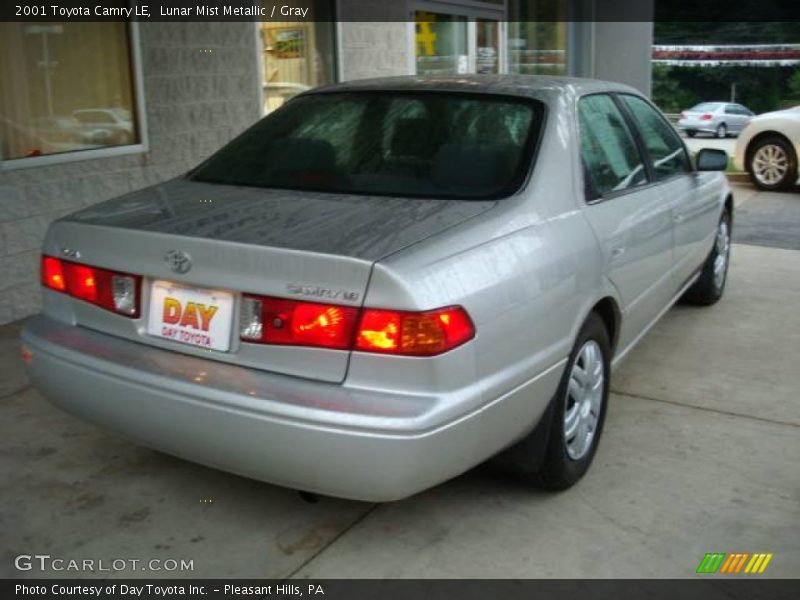 Lunar Mist Metallic / Gray 2001 Toyota Camry LE