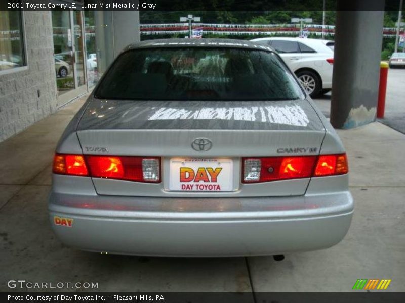 Lunar Mist Metallic / Gray 2001 Toyota Camry LE