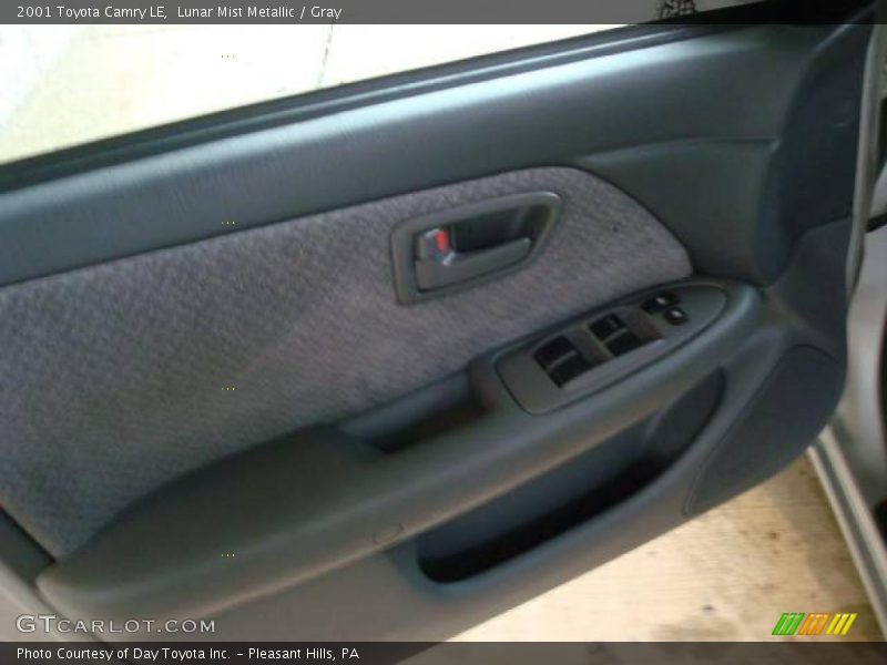 Lunar Mist Metallic / Gray 2001 Toyota Camry LE