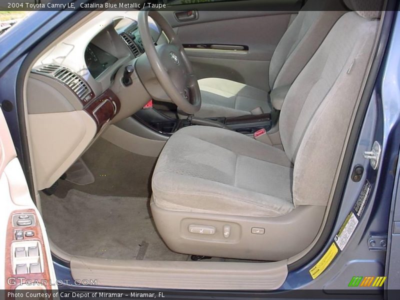 Catalina Blue Metallic / Taupe 2004 Toyota Camry LE