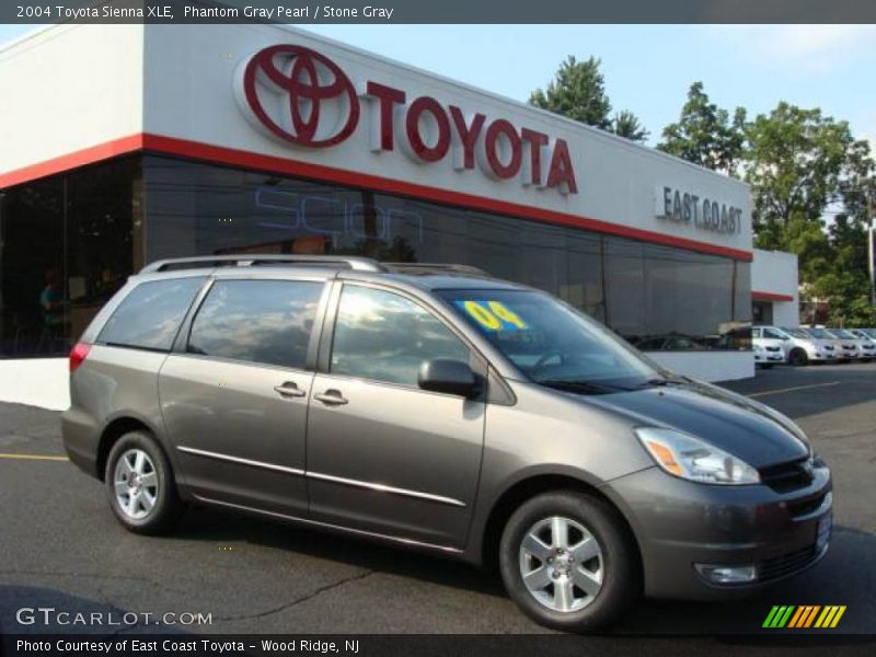 Phantom Gray Pearl / Stone Gray 2004 Toyota Sienna XLE