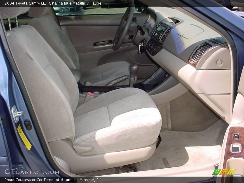 Catalina Blue Metallic / Taupe 2004 Toyota Camry LE