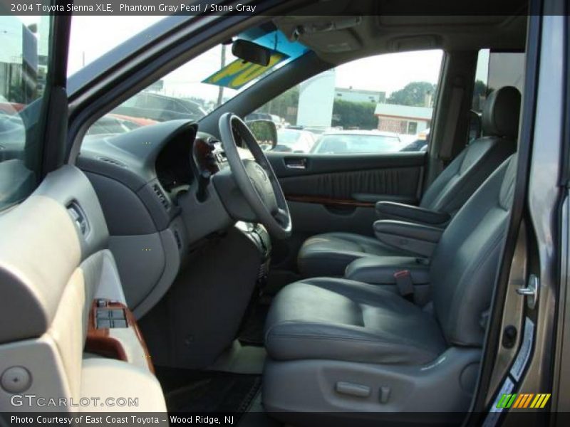 Phantom Gray Pearl / Stone Gray 2004 Toyota Sienna XLE