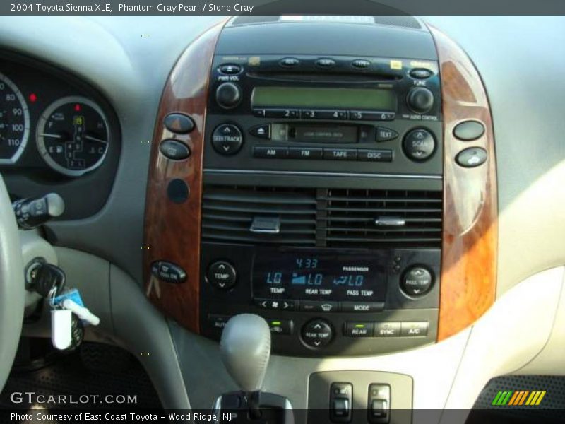 Phantom Gray Pearl / Stone Gray 2004 Toyota Sienna XLE