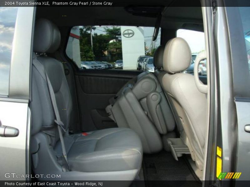 Phantom Gray Pearl / Stone Gray 2004 Toyota Sienna XLE