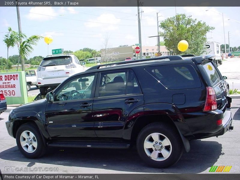 Black / Taupe 2005 Toyota 4Runner SR5