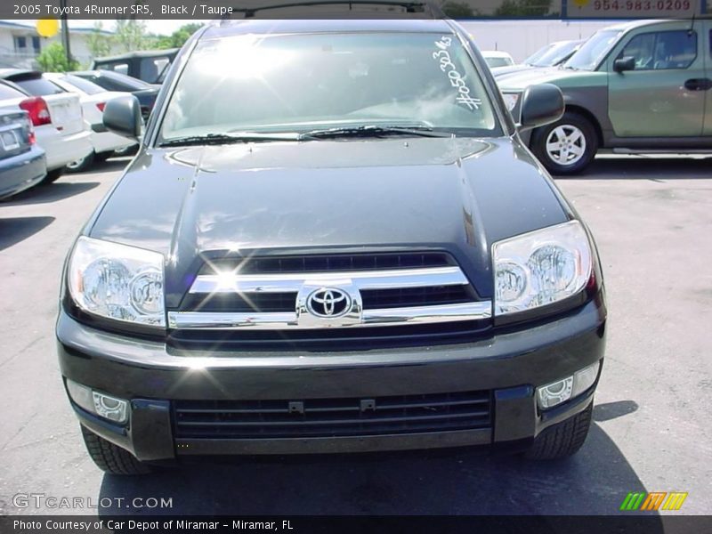 Black / Taupe 2005 Toyota 4Runner SR5