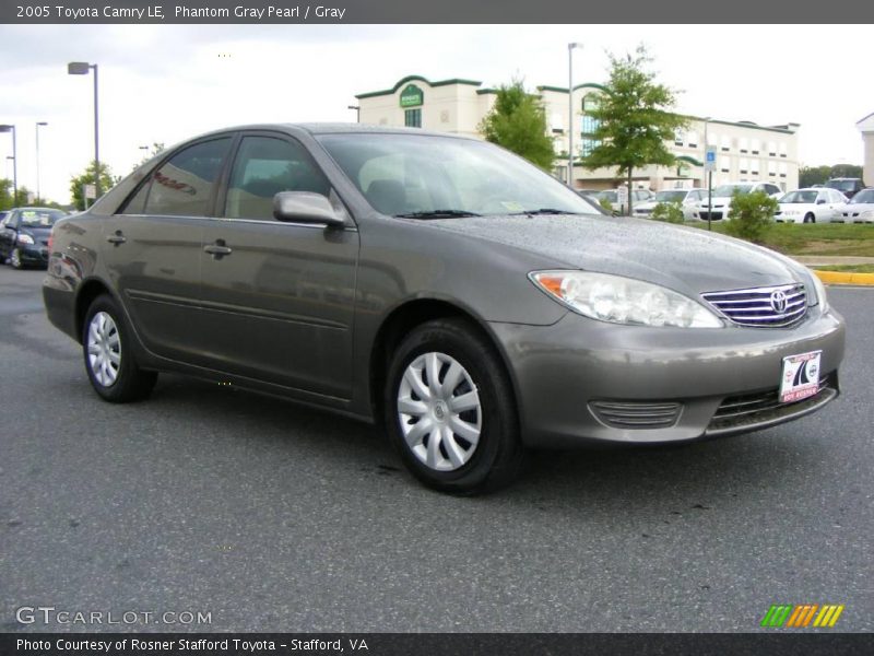 Phantom Gray Pearl / Gray 2005 Toyota Camry LE
