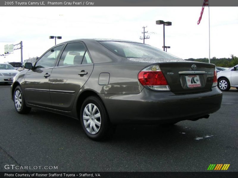 Phantom Gray Pearl / Gray 2005 Toyota Camry LE