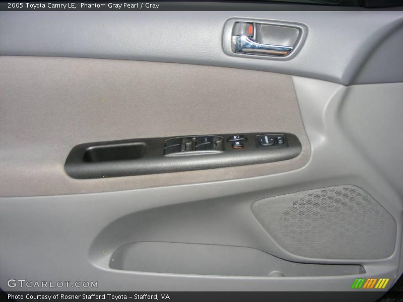 Phantom Gray Pearl / Gray 2005 Toyota Camry LE