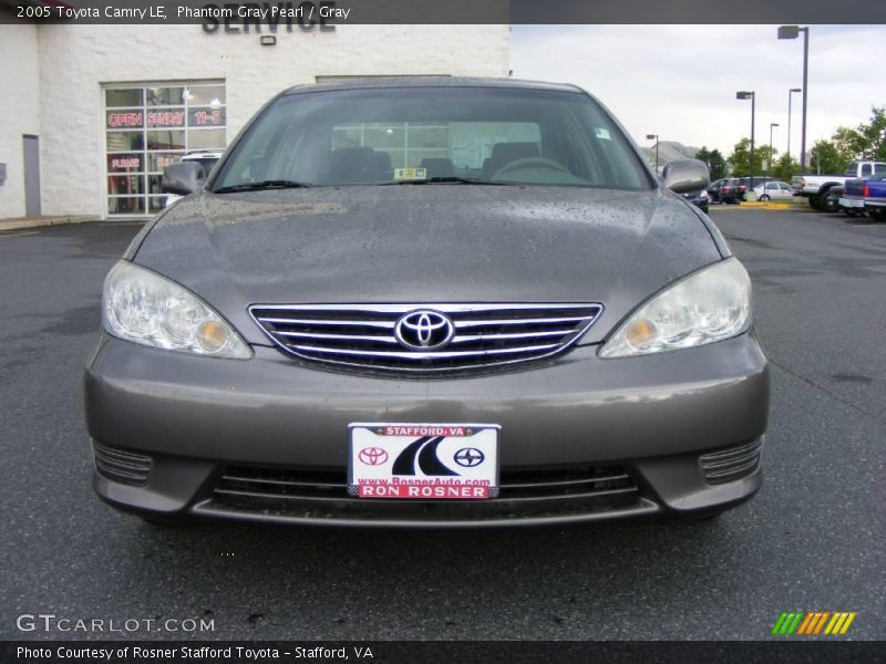 Phantom Gray Pearl / Gray 2005 Toyota Camry LE