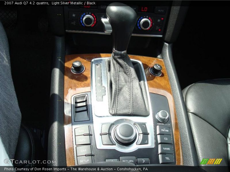 Light Silver Metallic / Black 2007 Audi Q7 4.2 quattro