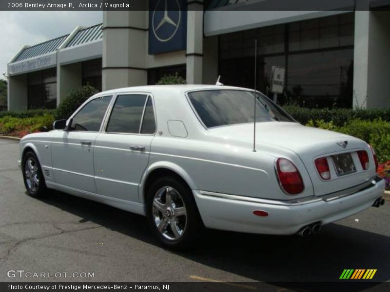 Arctica / Magnolia 2006 Bentley Arnage R