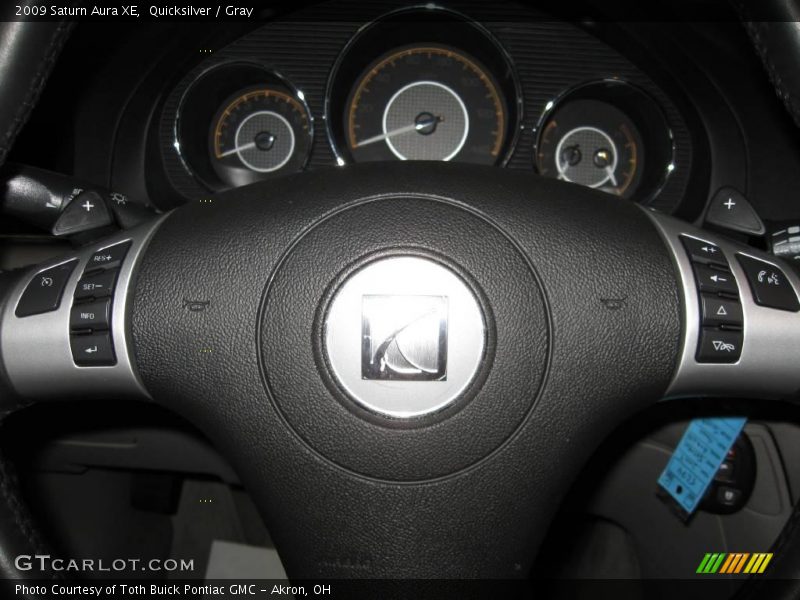Quicksilver / Gray 2009 Saturn Aura XE