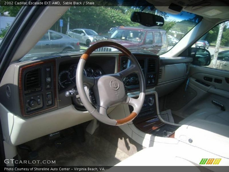Sable Black / Shale 2002 Cadillac Escalade EXT AWD