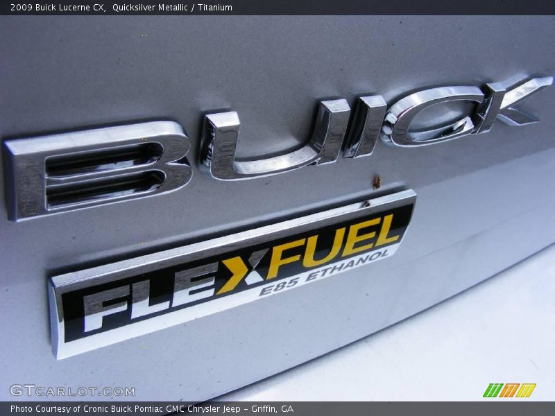 Quicksilver Metallic / Titanium 2009 Buick Lucerne CX