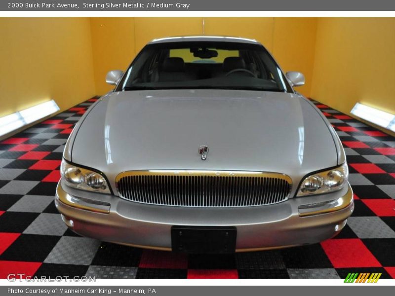 Sterling Silver Metallic / Medium Gray 2000 Buick Park Avenue