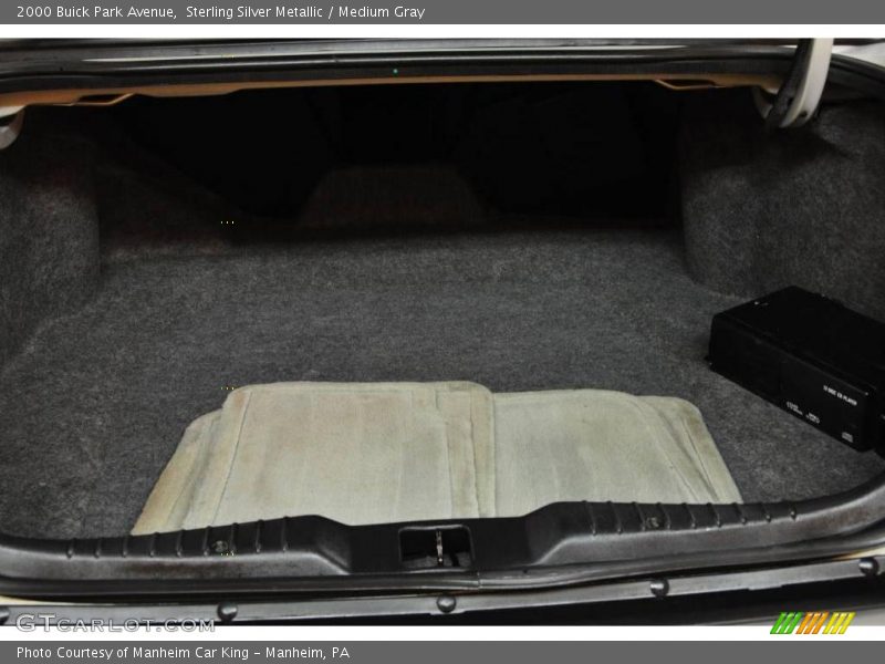 Sterling Silver Metallic / Medium Gray 2000 Buick Park Avenue