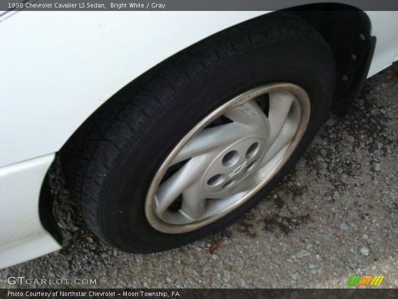 Bright White / Gray 1998 Chevrolet Cavalier LS Sedan