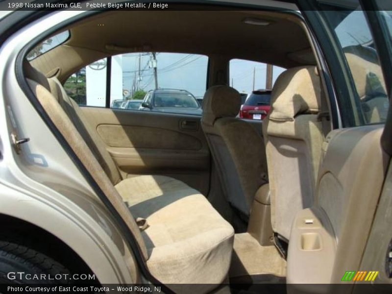 Pebble Beige Metallic / Beige 1998 Nissan Maxima GLE
