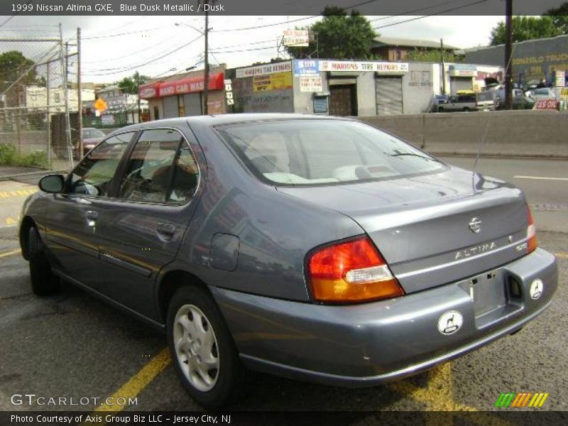 Blue Dusk Metallic / Dusk 1999 Nissan Altima GXE
