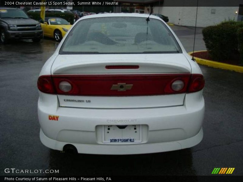 Summit White / Neutral 2004 Chevrolet Cavalier LS Sport Sedan