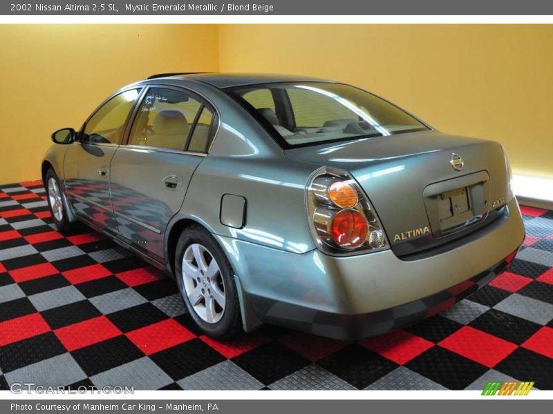 Mystic Emerald Metallic / Blond Beige 2002 Nissan Altima 2.5 SL