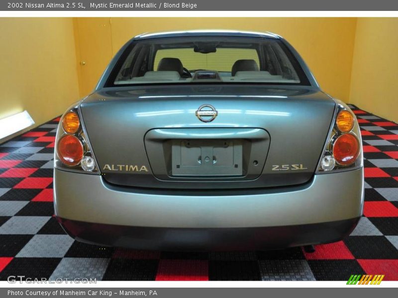 Mystic Emerald Metallic / Blond Beige 2002 Nissan Altima 2.5 SL