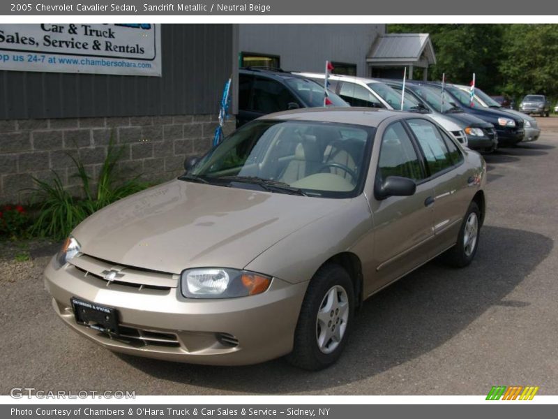 Sandrift Metallic / Neutral Beige 2005 Chevrolet Cavalier Sedan