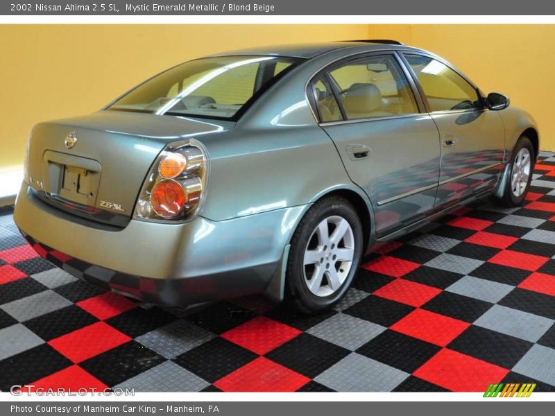 Mystic Emerald Metallic / Blond Beige 2002 Nissan Altima 2.5 SL