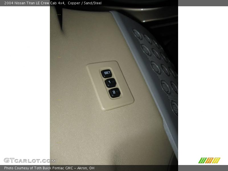 Copper / Sand/Steel 2004 Nissan Titan LE Crew Cab 4x4