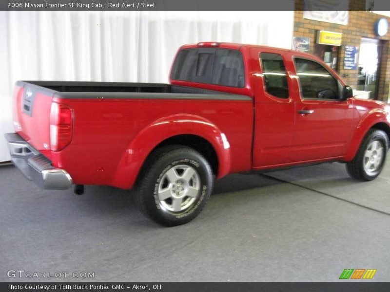 Red Alert / Steel 2006 Nissan Frontier SE King Cab