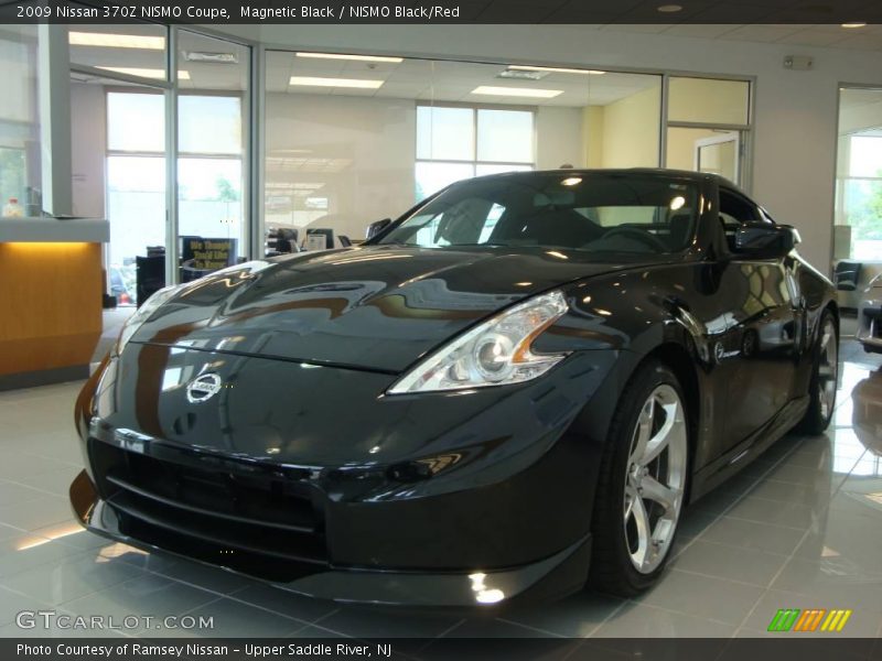 Magnetic Black / NISMO Black/Red 2009 Nissan 370Z NISMO Coupe