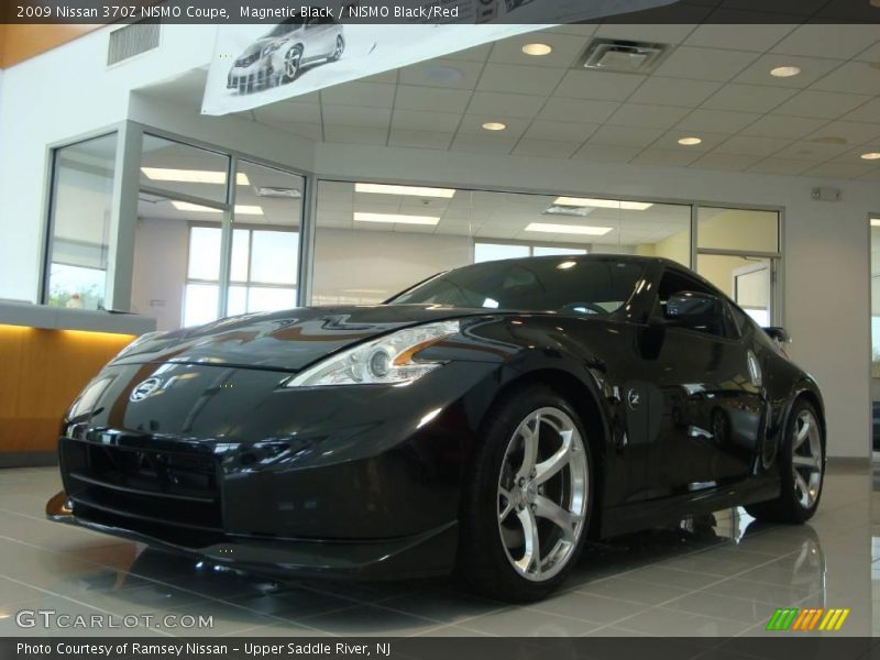 Magnetic Black / NISMO Black/Red 2009 Nissan 370Z NISMO Coupe