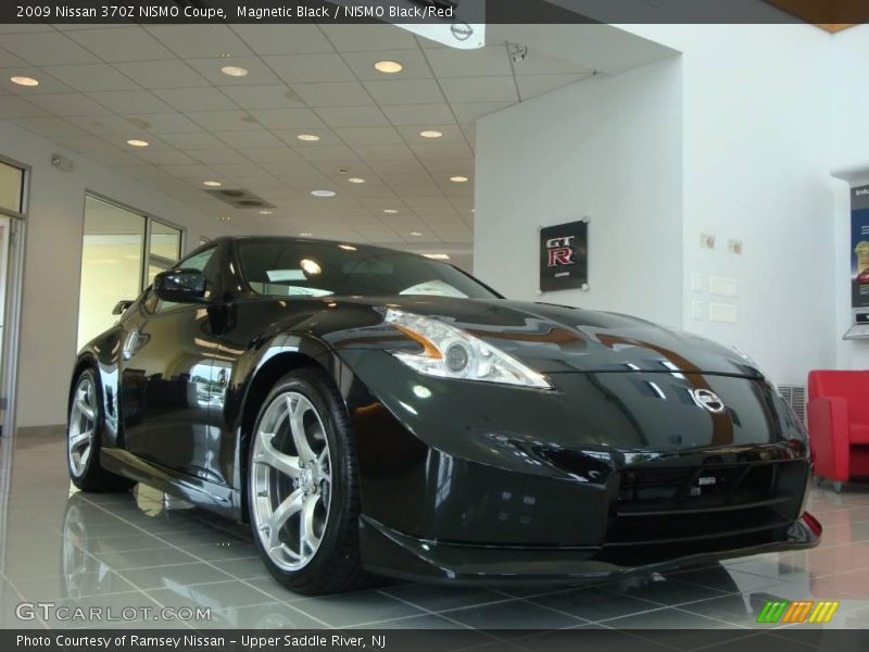 Magnetic Black / NISMO Black/Red 2009 Nissan 370Z NISMO Coupe