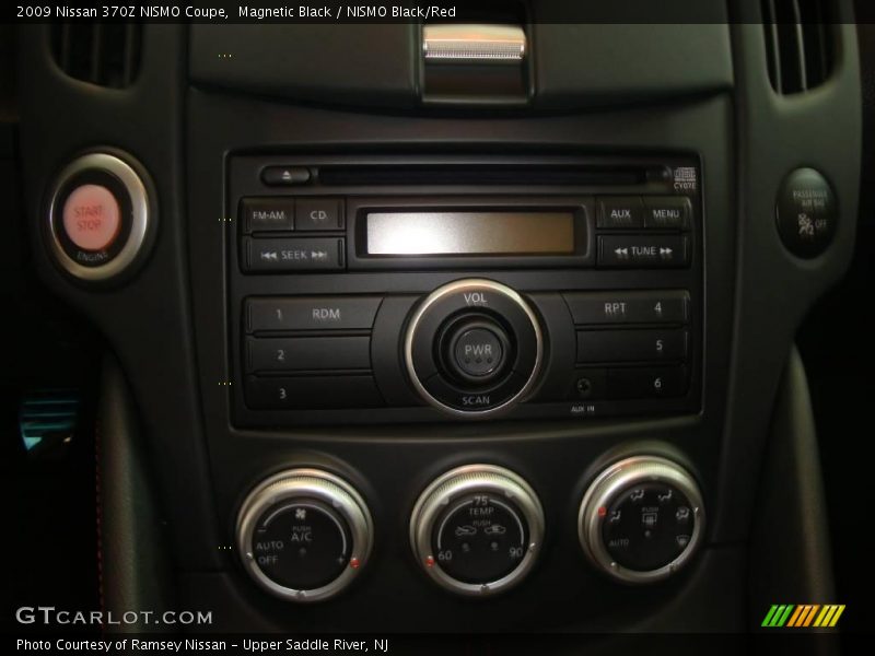 Magnetic Black / NISMO Black/Red 2009 Nissan 370Z NISMO Coupe