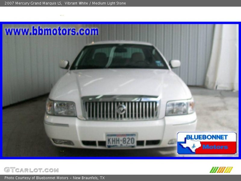 Vibrant White / Medium Light Stone 2007 Mercury Grand Marquis LS