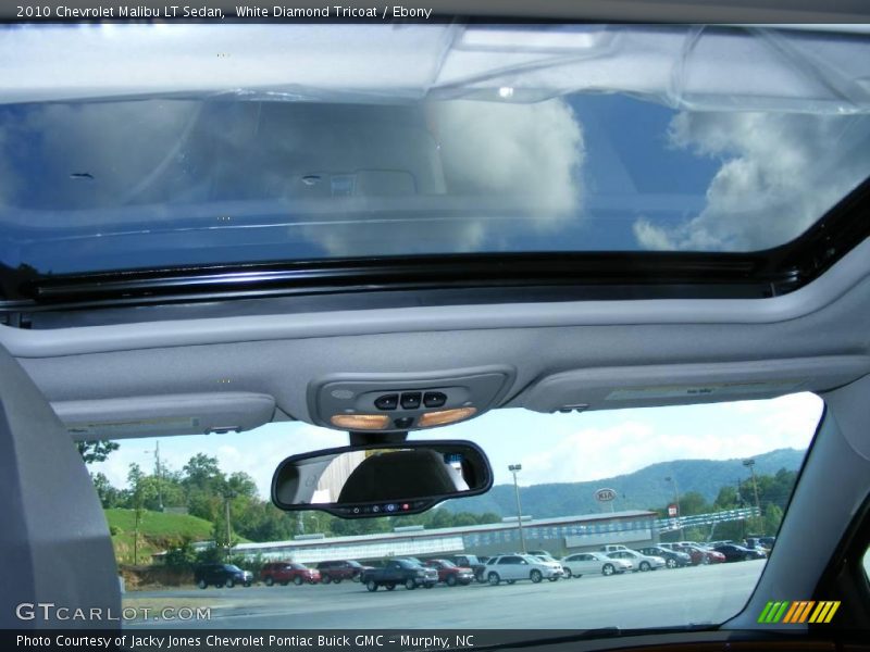 White Diamond Tricoat / Ebony 2010 Chevrolet Malibu LT Sedan