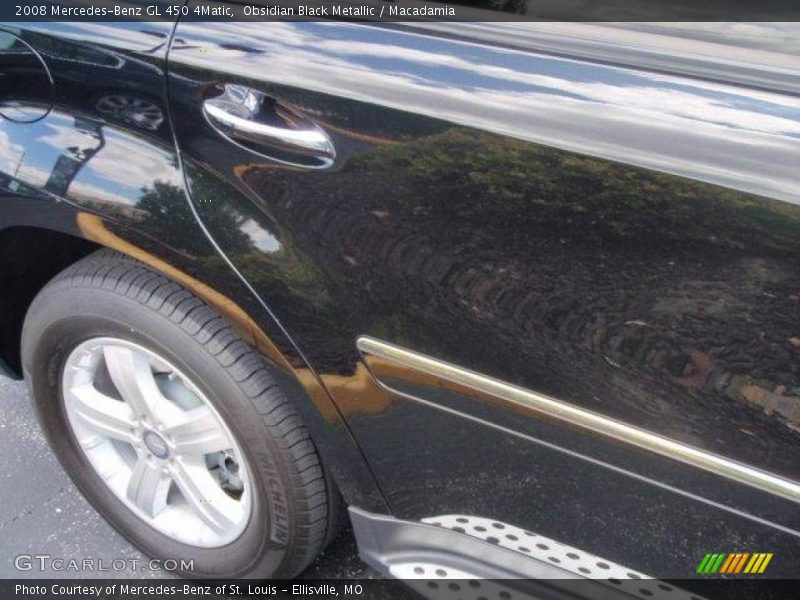 Obsidian Black Metallic / Macadamia 2008 Mercedes-Benz GL 450 4Matic
