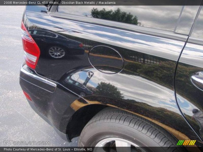 Obsidian Black Metallic / Macadamia 2008 Mercedes-Benz GL 450 4Matic