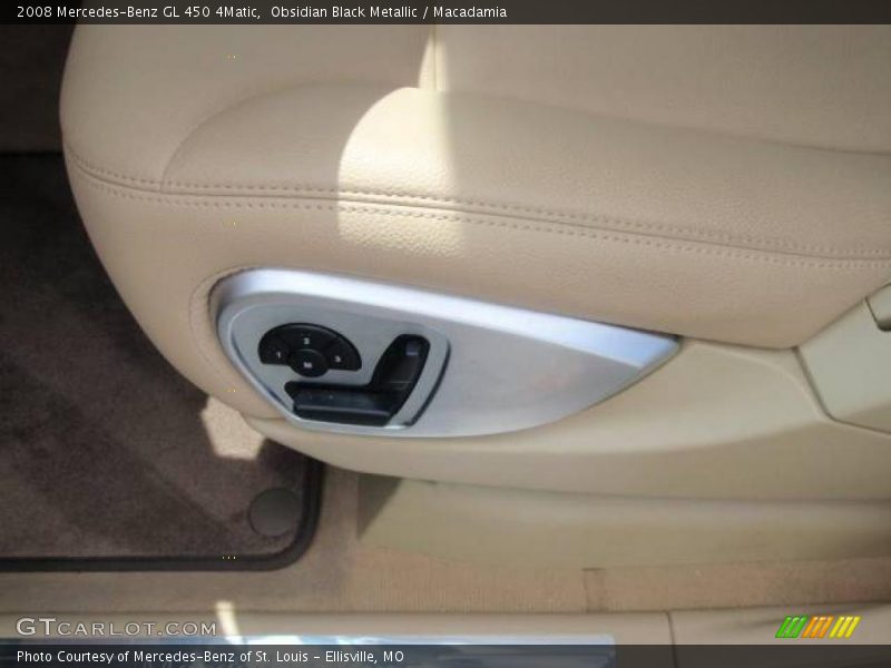 Obsidian Black Metallic / Macadamia 2008 Mercedes-Benz GL 450 4Matic