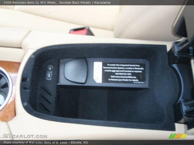 Obsidian Black Metallic / Macadamia 2008 Mercedes-Benz GL 450 4Matic